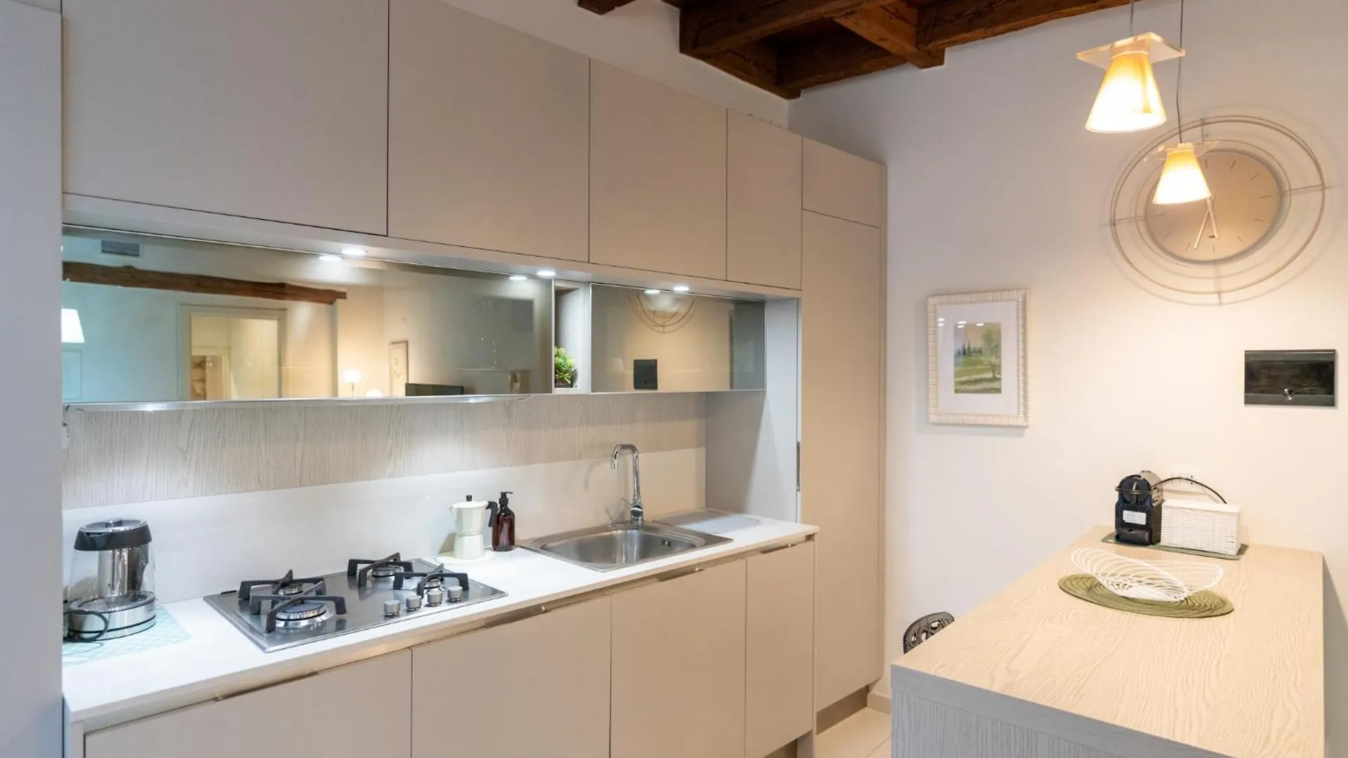Domus Verona - Dimora Ponte Nuovo Apartment