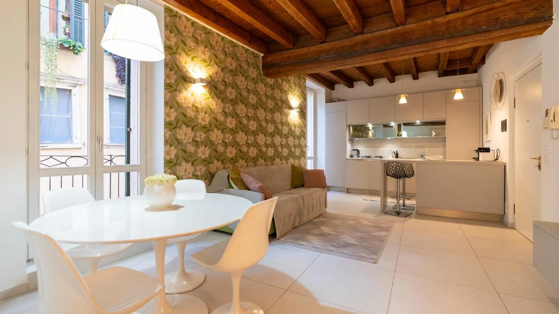 Apartment Domus Verona - Dimora Ponte Nuovo Italy